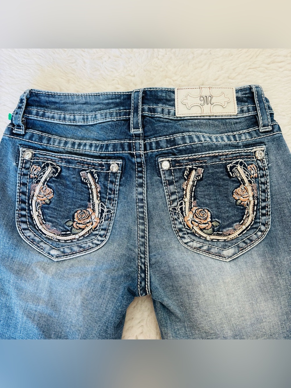 Miss Me Los Angeles Mid Rise Capri Jeans size 26